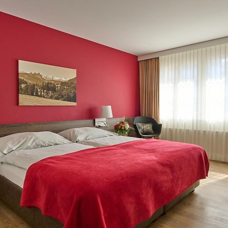 Hotel Ochsen Menzingen Buitenkant foto