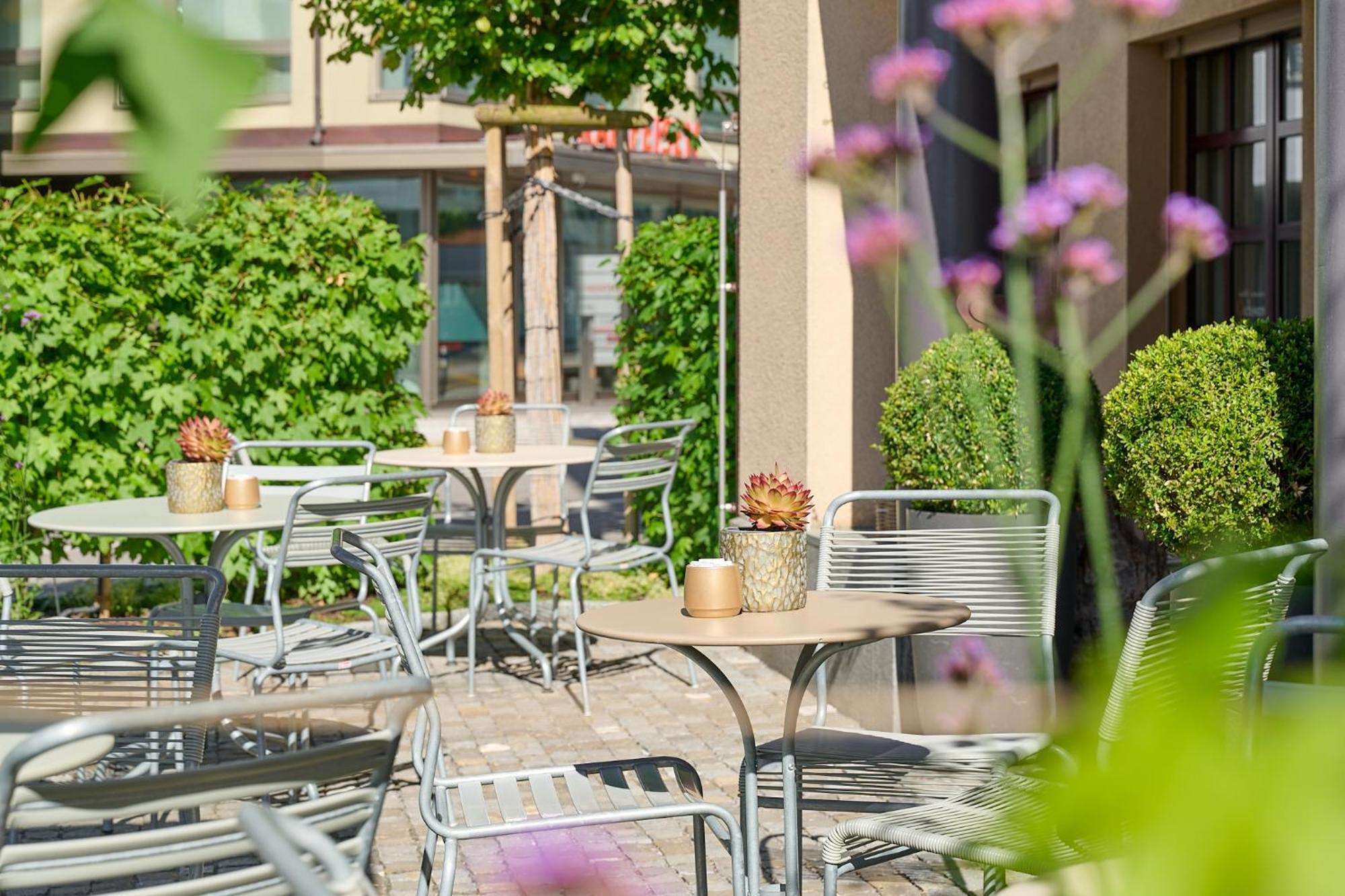 Hotel Ochsen Menzingen Buitenkant foto